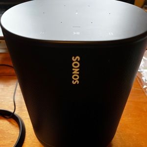 *SOLD* Sonos Move Speaker